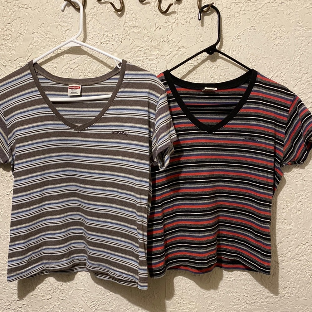 2 UnionBay late 90s Tee Shirts Juniors Size Medium